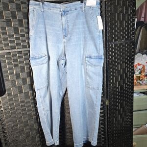 Jessica Simpson Jenna Light Blue Denim Cargo 18W Plus Size  Pants NWT